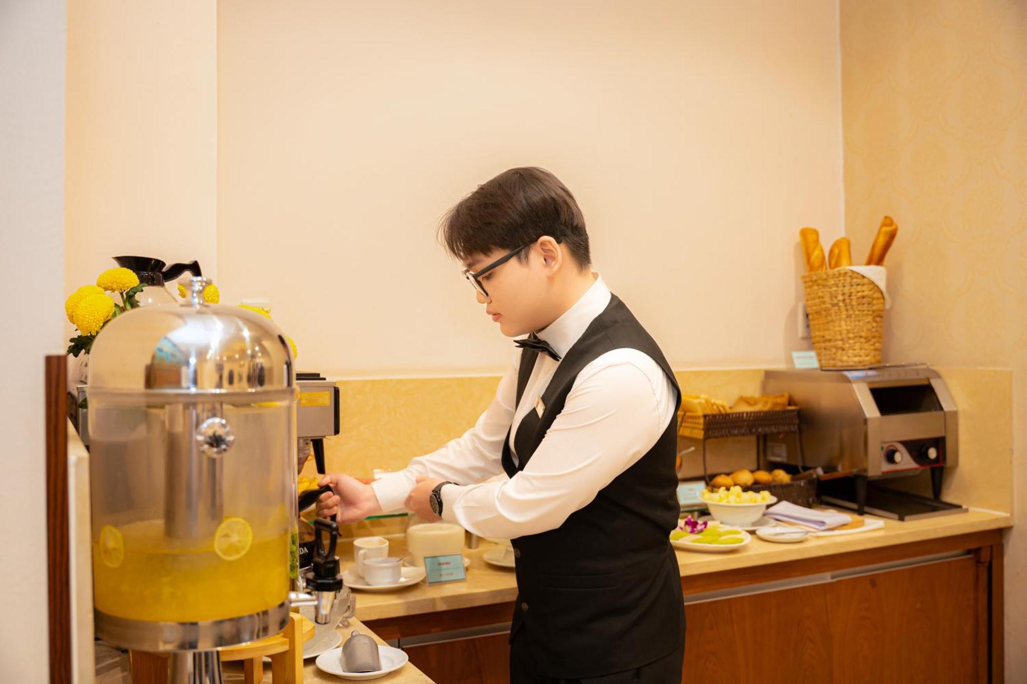 Cap Town Hotel Ho Chi Minh-stad Buitenkant foto